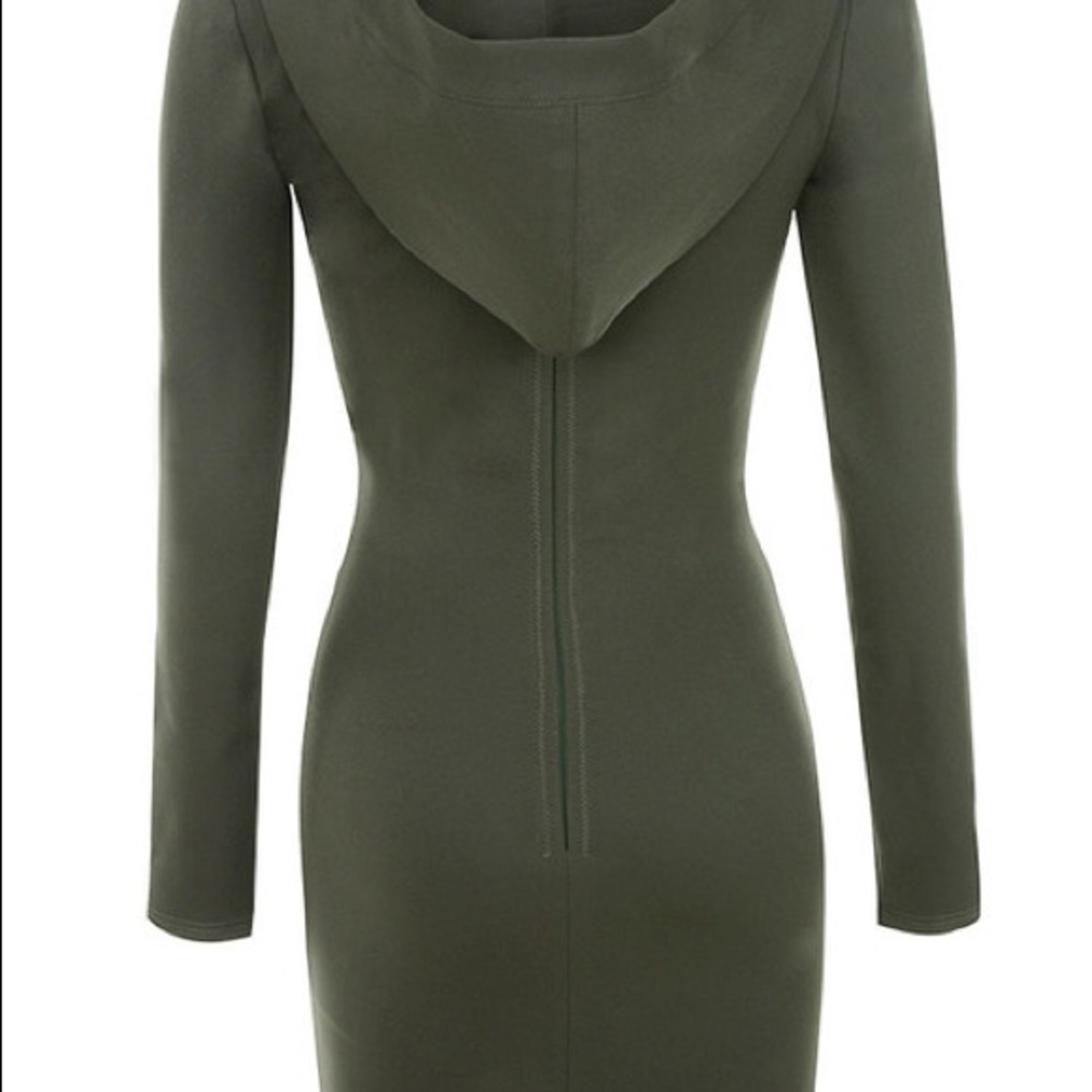 HOUSE OF CB RINA DRESS - Picture 5 of 8